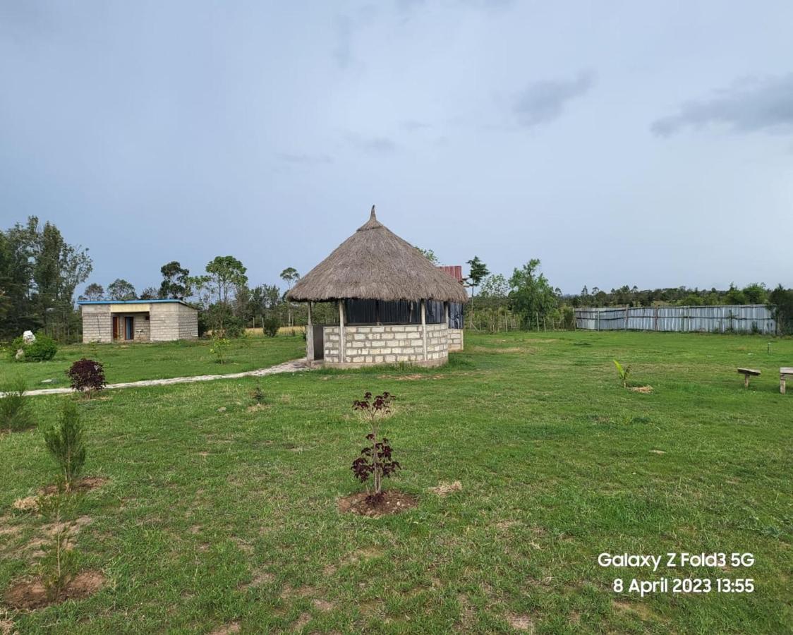 Le Tai Village Resort Near Solio Game Reserve Mweiga ภายนอก รูปภาพ