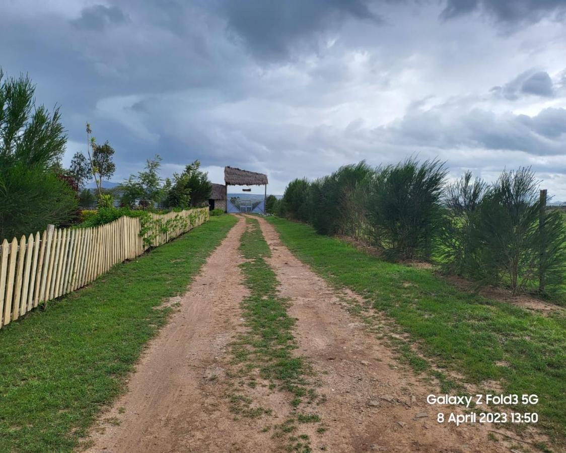 Le Tai Village Resort Near Solio Game Reserve Mweiga ภายนอก รูปภาพ